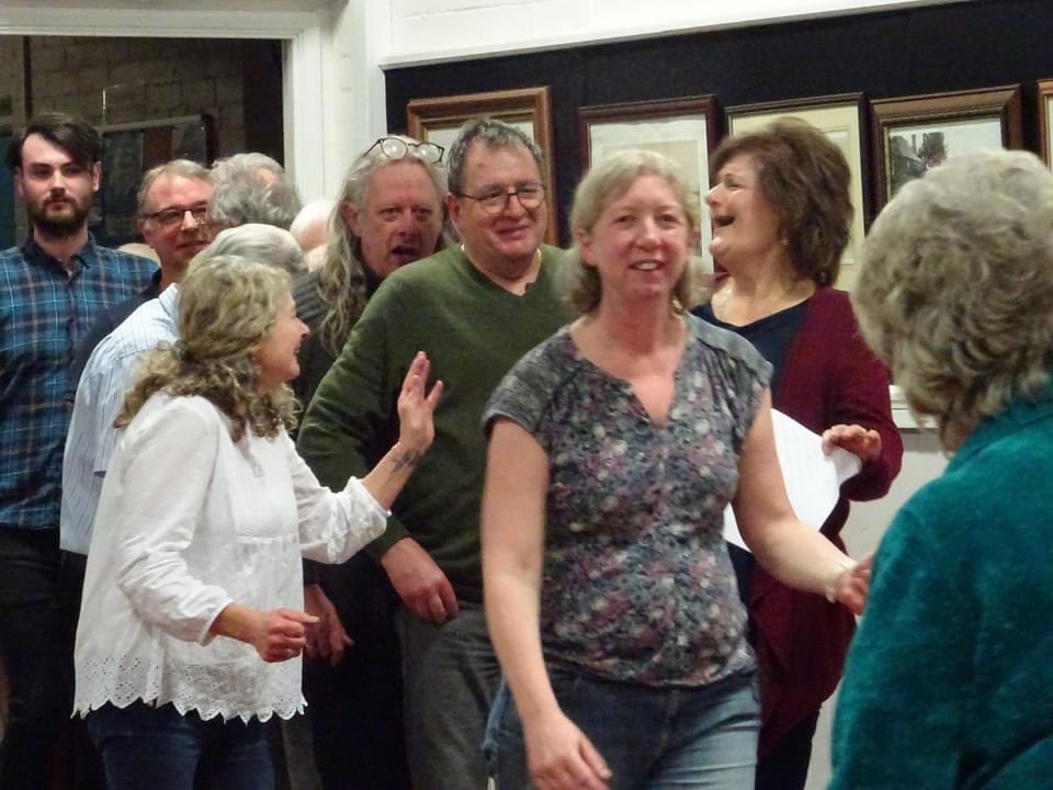 JDpurplepixie's tweet photo. Fancy a great night out this weekend in Walsall with toe tapping, sing along songs with loads of laughs, men dancing as fairies, a dad’s army sketch and ladies dancing with feather dusters? Look no further than @WalsallArena  this Fri and Sat - turn up and pay on the door! 😊🎶🥳 https://t.co/gIJuY0MMCW