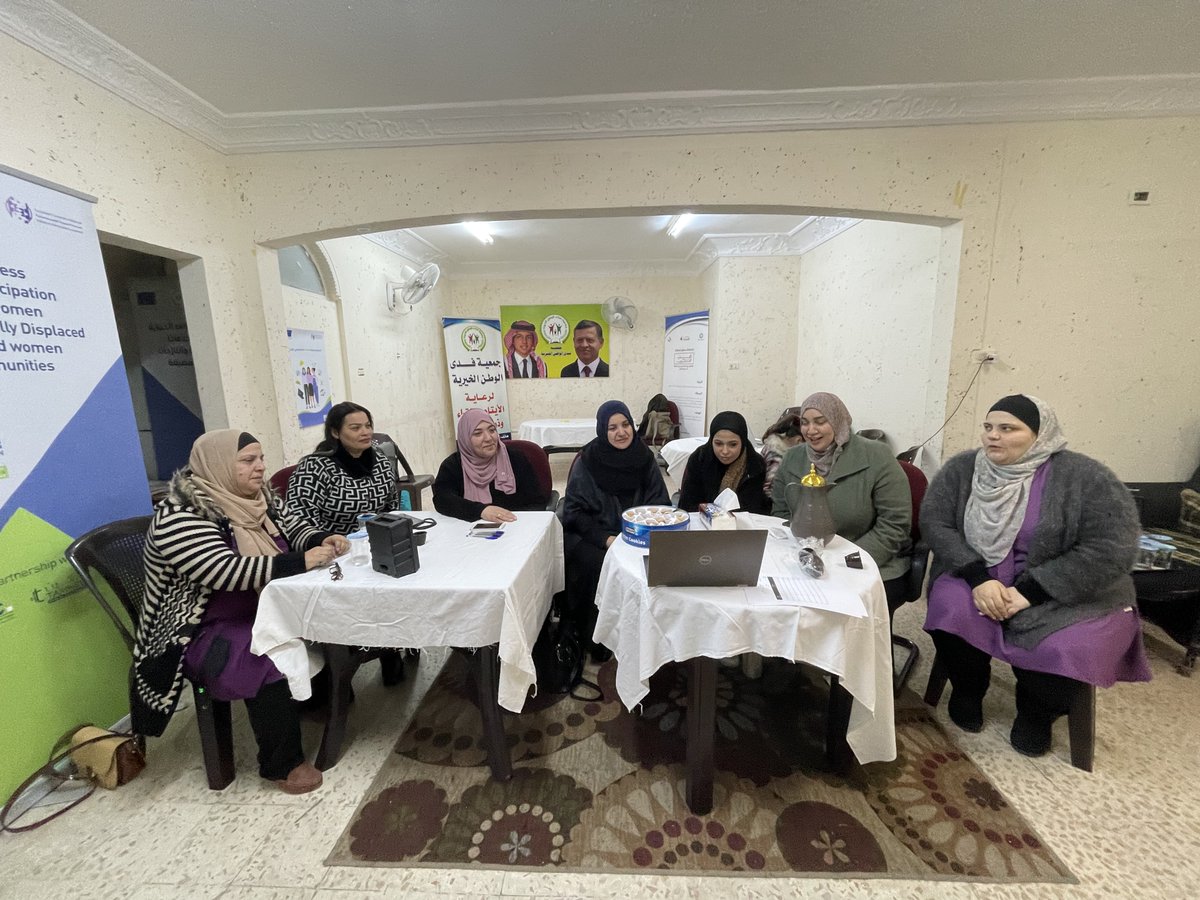siaedge's tweet image. Last month, we held focus groups with Jordanians and Syrian refugees to test our new #digitalfinancialliteracy training, designed to raise awareness and confidence in using #ewallets and digital tools. The new content will be publicly available later this year! @giz_gmbh