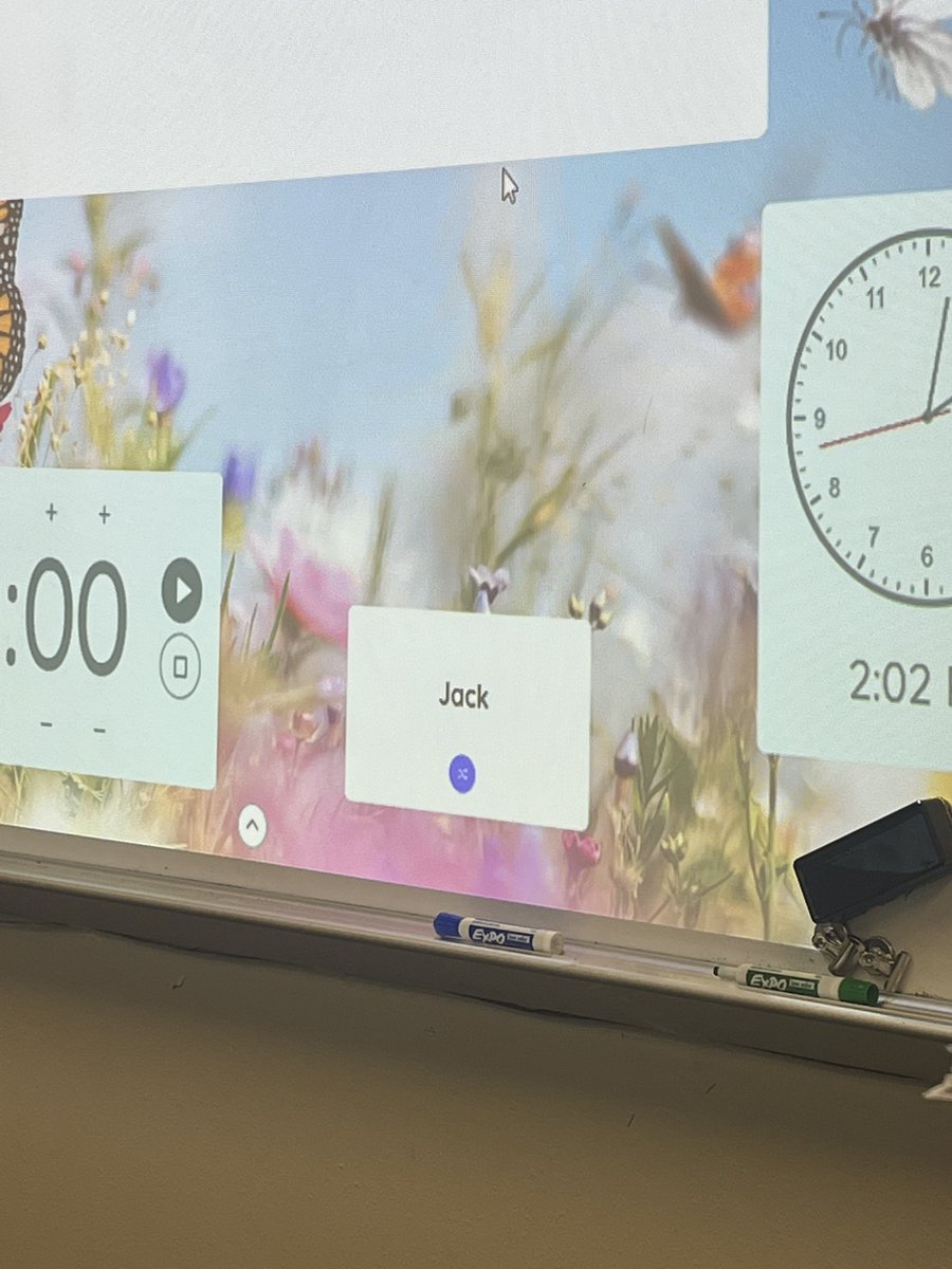 MrsSanchezTeach's tweet image. Randomizing is how I get ALL kids thinking!
#PinkSpringTraining @shantieljovanna @pressnseale @eagertolearnSoo @CDragoslavic