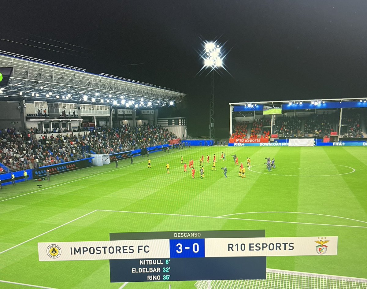 Amistoso antes del partido contra el equipo de <a href="/ricardinho10ofi/">ricardinho10</a>  ! La verdad que partido fácil 🤷🏻‍♂️ ! <a href="/Ricar10eSports/">R10 eSports</a>