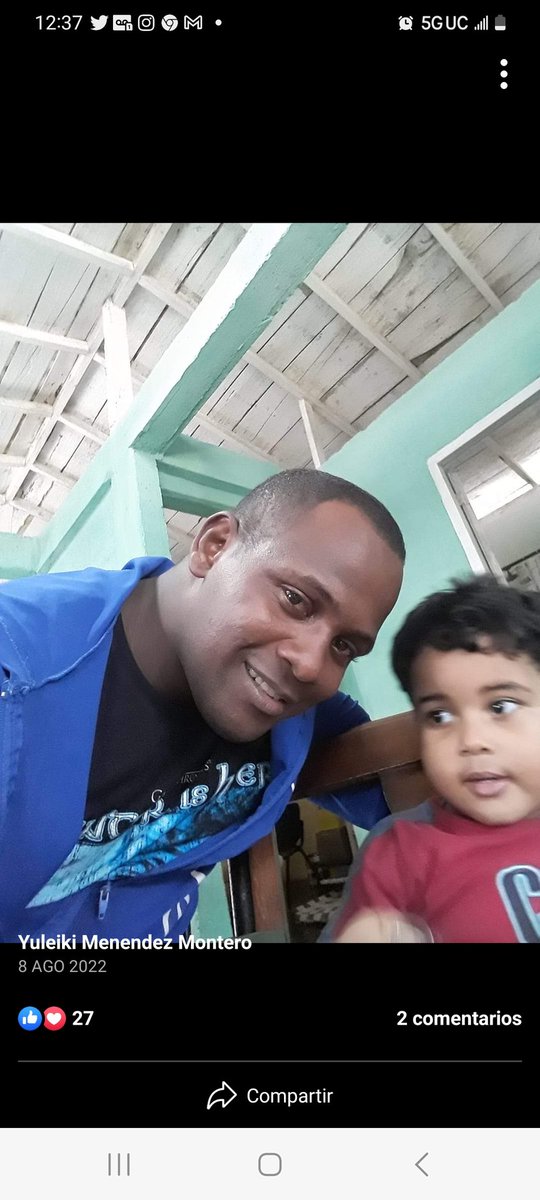Felizysinmiedo's tweet photo. ¿Estás de acuerdo con que los familiares de los presos políticos de #CUBA sepan donde viven quienes torturan y maltratan a los suyos? 
Dale RT a éste twitt y empecemos por este perro👇
#SangrePorPresoDeCastro https://t.co/tDwfZUw3c9