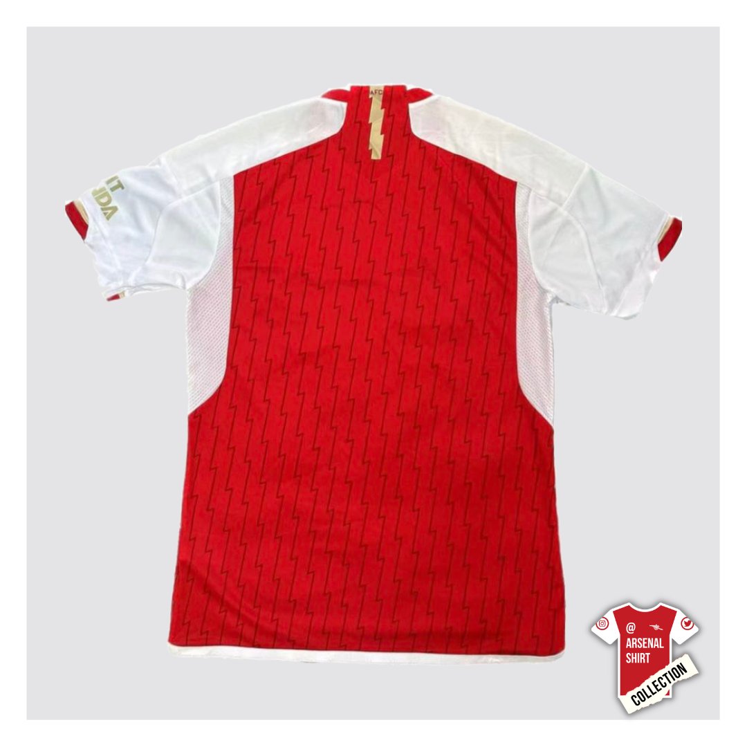 ArsenalShirt's tweet photo. So over the last few weeks we've seen lots of leaks of our potential home kit for next season. But tonight we can confirm this is the design of our new home kit for the 2023/24 season! Thank you to @iemadAFC for the images. What are your thought Gooners? ❤️or🤢?#Arsenal #AFC https://t.co/eiOlMr8vxG
