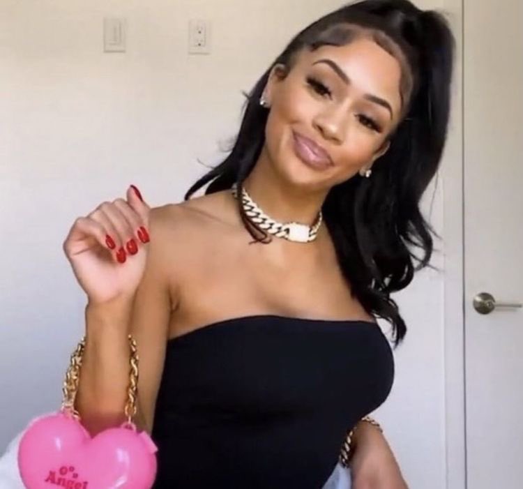 strawbunnybisou's tweet photo. me liking pink and hello kitty and strawberry shortcake and bratz and winx club and cutesy things in general at the age of 22 because i’m cute and pretty and like to have fun and know what brings me joy and happiness in this life https://t.co/YphvZ6Q4h3