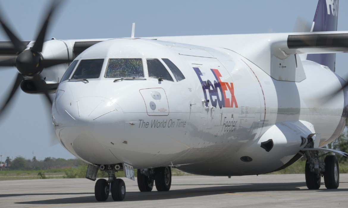 FedEx refuerza transporte aéreo con incorporación de nueva aeronave para la ruta Mérida-Miami
<a href="/FedEx/">FedEx</a> <a href="/JorgeLTorresA/">Jorge L. Torres</a> 
#GrupoT21 #FedEx #Mérida #Miami #RevistaT21
t21.com.mx/logistica/2023…