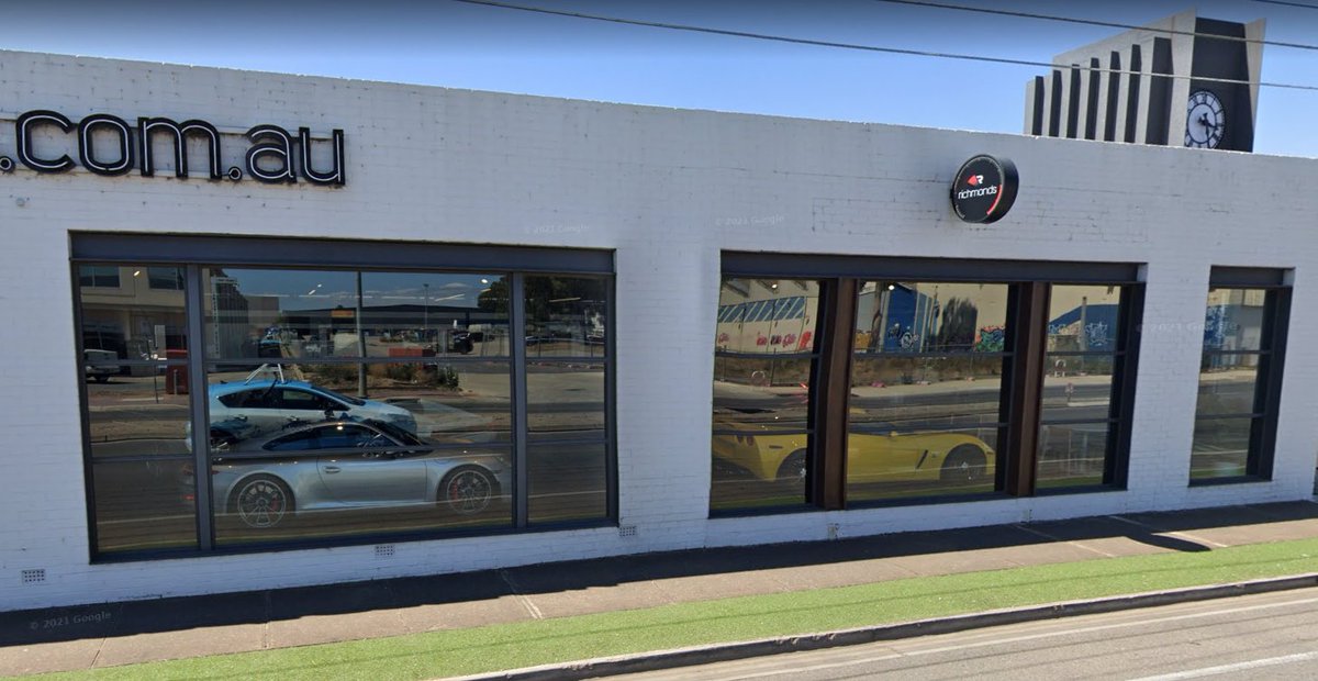 Cars_SV's tweet photo. I think this is the first Ford GT40 replica I've found, but this 2004 DRB kit has an insane 600hp with 335 rear tires. Can only imagine how insane it is to drive
Marleston, Australia #SV_Classics https://t.co/TPo9Vr6QMI