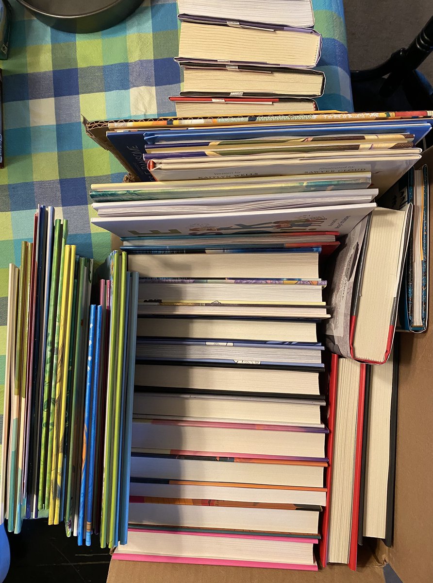 At least one of our reviewers has started packing for #PSLA! Check us out for our best of 2022 during session A on Friday. We’ll be Breaking Time Boundaries: Creating Reading Communities (and giving away LOTS of K-12 books)!📚<a href="/PSLA_News/">PSLA_News</a>