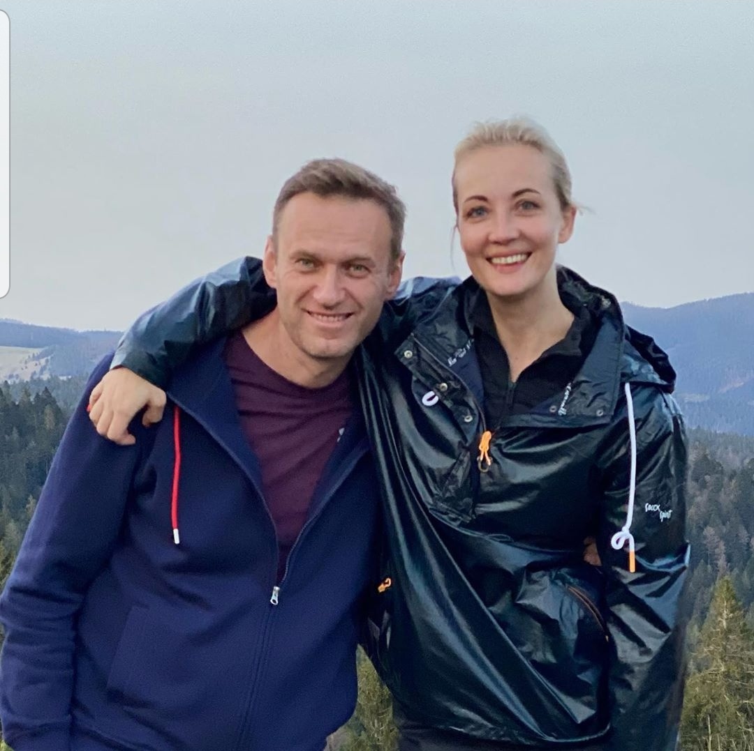 _Atheist_Angel_'s tweet photo. Today, on the 28th of #March, is National #BlackForestCakeDay! 🎂
A little anecdote:
When #AlexeyNavalny was on rehab in the Black Forest after his #Novichok poisoning, he had a personal trainer who would come to his house everyday to exercise with him and get him as fit as possible again. This guy had to undergo rigorous security checks by #German police and promise to keep everything top secret for the safety of #Navalny and his family.
When he learned that Alexey had a sweet tooth and would like to try the traditional black forest cake, his grandmother, who was very curious about her grandson's famous #Russian client, insisted on baking the cake after her old family recipe and surprise the poison victim with it. Granny did not only manage to bake the cake, she also had the idea to make it in a heart-shaped form and give it as a gift to him. ❤🍰😍
When the fitness coach had the cake with him to hand it to Alexey (haha...way to stay fit 💪🏻), it almost was taken away by the bodyguards for safety reasons, but Navalny protested defiantly and finally managed to convince the police that Granny 👵🏻 from #Germany, unlike #Russia's Czar Grandpa 👴🏻 in the #Kremlin, had no intention to kill him with that bakery. 🥰🥮
Navalny was very touched by the lovely gesture of the elderly lady and he liked the cake very much so as he was unable to meet her and thank her personally due to strict Covid restrictions and safety measures in place, he did a video message for her to say thank you. 😘🫶🏻
The moral of this story:
Granny's cake is the sweetest and grandmothers in general are beyond awesome. ❣
#FreeNavalny #СвободуНавальному