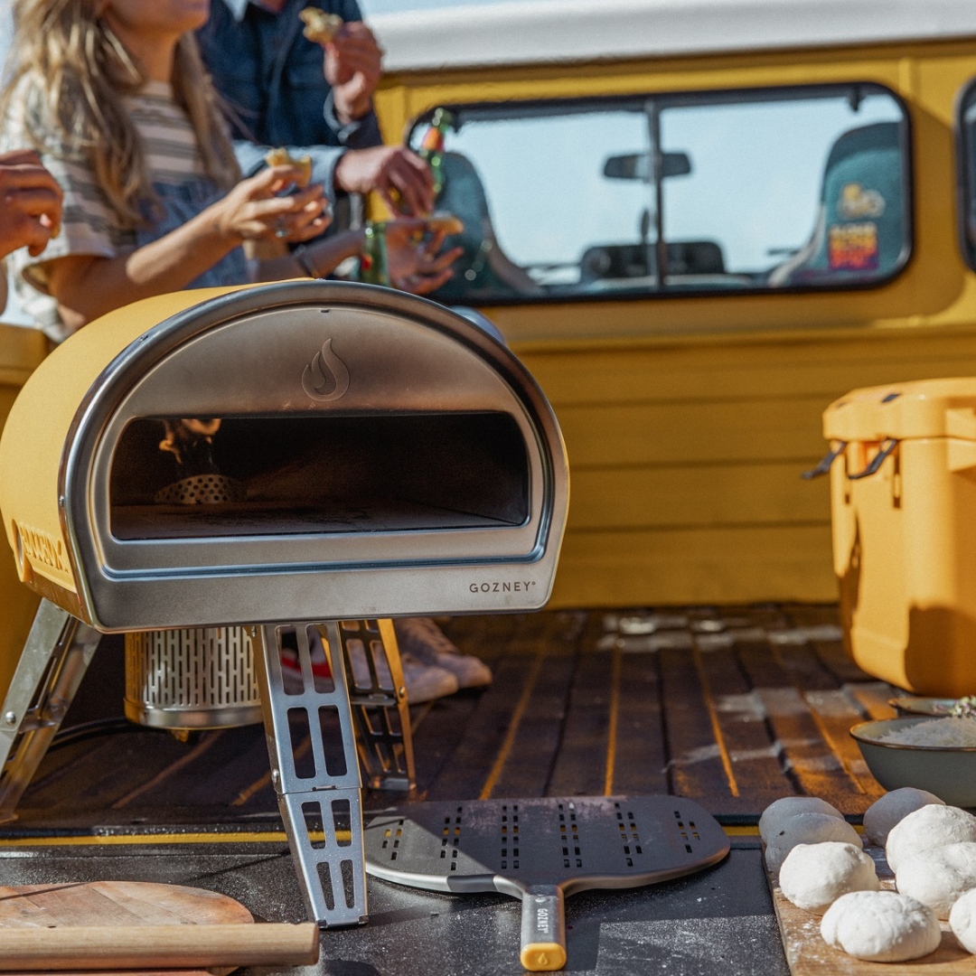 TheHappyCook's tweet photo. NEW Gozney Roccbox now in yellow!  This fun new color is only here for a limited time.  Stay tuned for another pizza event with Chirs from Gozney on 4/21 if you want to see the Roccbox and Dome in action!  

#stoneoven #gozney #yellow #hellospring https://t.co/jejbVyCNmi