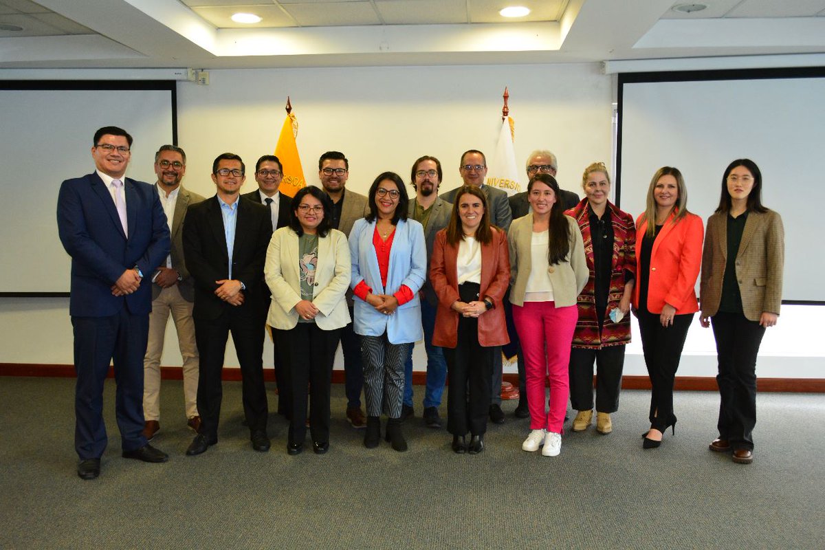 Cat_Unesco_UTPL's tweet image. 📌Culminamos el primer día de trabajo del taller de fortalecimiento interinstitucional @UNESCOQuito @utpl 🤝