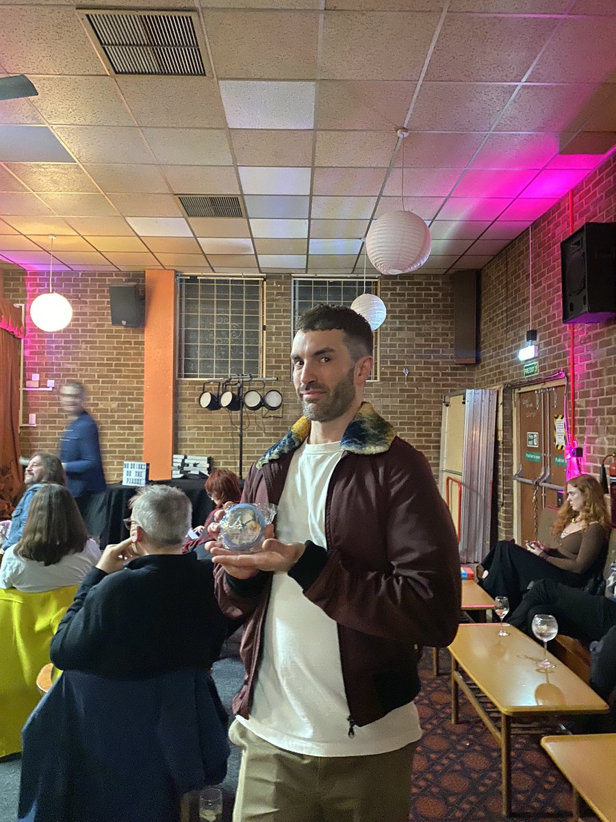 Rock'n'Rollbookclub 📚 tweet media