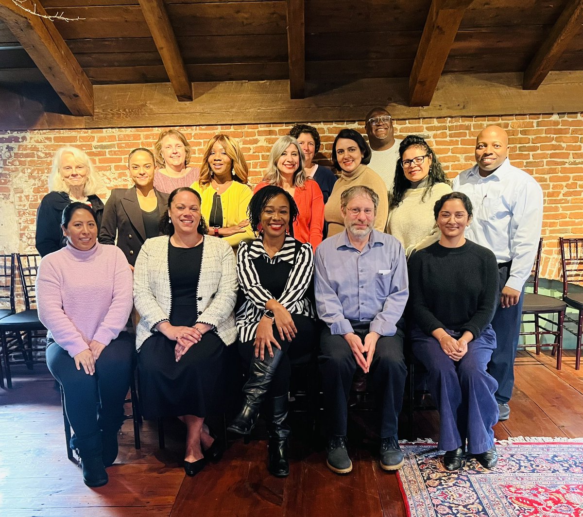 weayonnoh's tweet photo. Find your people! @EconProgressRI board and staff retreat. Phenomenal group of people! Thanks: Facilitate Change, our facilitators. Matilda Empanada for feeding us. Lorne Adrain for hosting us. #iamfull https://t.co/ziCcIq1bu1