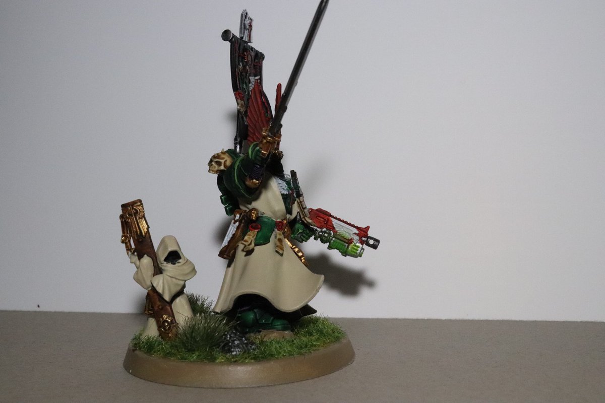 AidanCaller's tweet photo. Just finished this guy super happy with how it turned out #WarhammerCommunity #warhammer40k #WarhammerArt #warhamemrcommunity https://t.co/wuIvTDoF2d