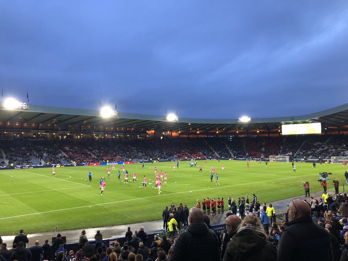 A special evening 🏴󠁧󠁢󠁳󠁣󠁴󠁿⚽️ #hampden #scotland