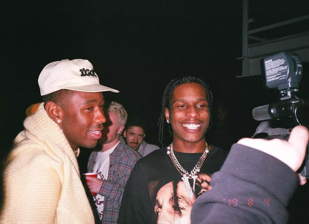 ARTIFAXING (@pedestrian) on Twitter photo 