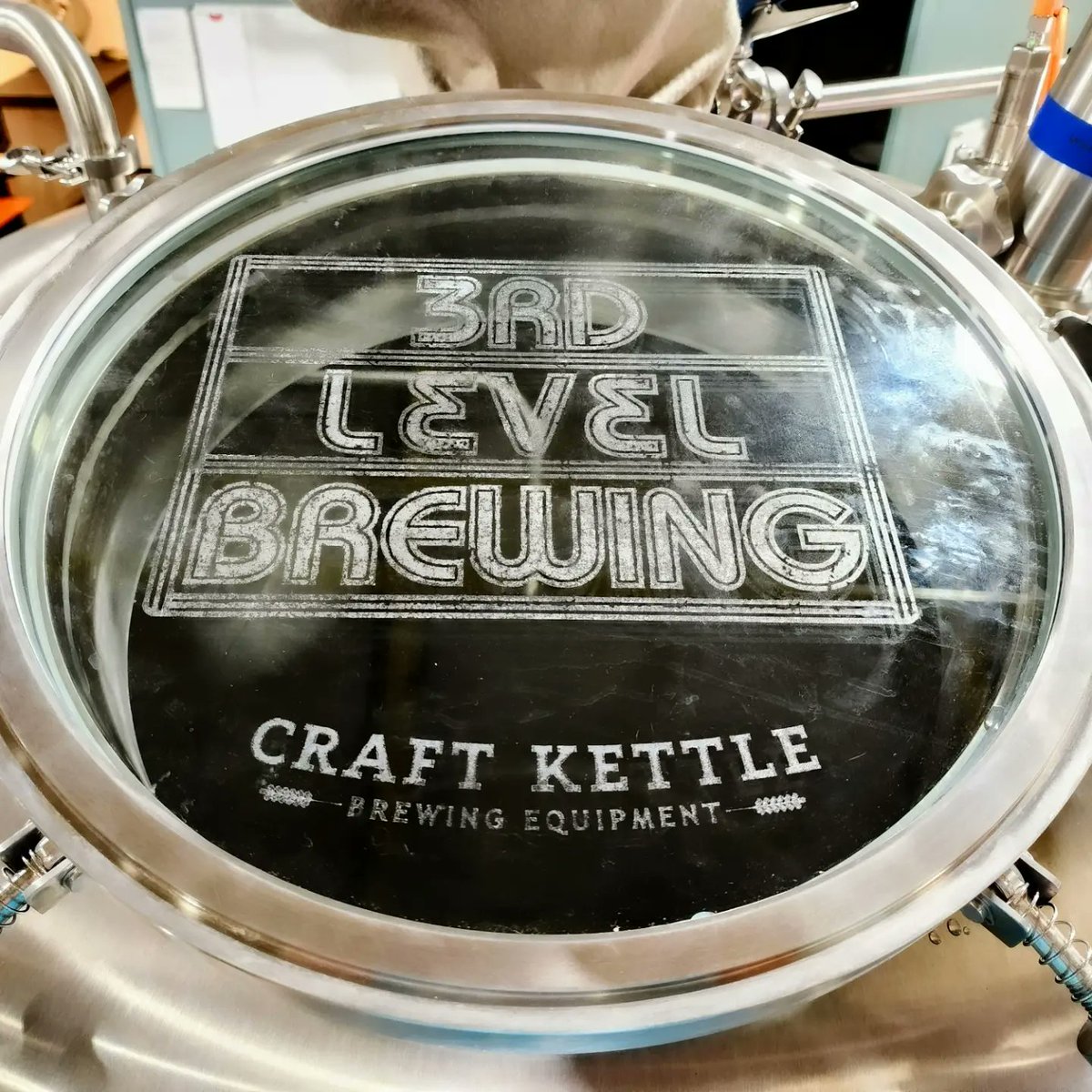 3rdlevelbrew's tweet image. Had to take a trip to Louisiana to visit our equipment at @craftkettle

We hope to be seeing it all set up in our space next week

#craftbeer #rtx #txcraftbeer #roundrock #roundrocktx
#seriouslygoodbeer
#justthebeerginning

#nerdoutwithwhatalesya