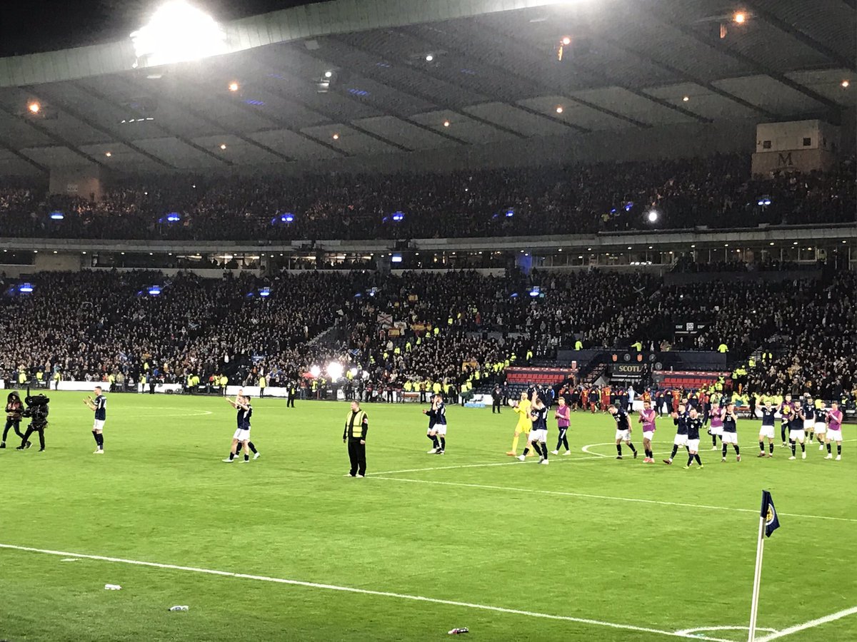 Viva Escocia! 🏴󠁧󠁢󠁳󠁣󠁴󠁿

What a night at Hampden! 

#SCOESP