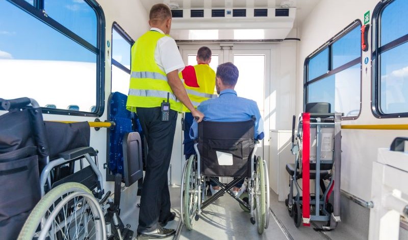 Check out @pennlaw Prof. Harris' (@jeharrislaw) essay in @TheRegReview. In a series on #MobilityJustice, she writes the Air Carrier Access Act limits accessibility of air travel to people with disabilities and proposes an alternative. #WomenAlsoKnowLaw
buff.ly/3KbVlZ7