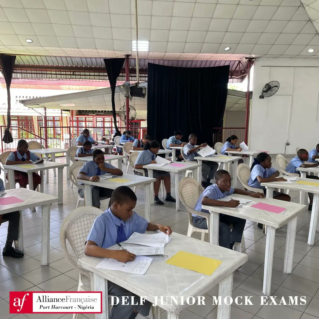 🚸Earlier today, pupils had the experience of what the DELF exams looks like as they sat for the mock version of the DELF junior exams. 🧑‍🎓This is to acquaint themselves with the experience of the real exam. The next batch of the exams is coming soon! 
To register contact us!