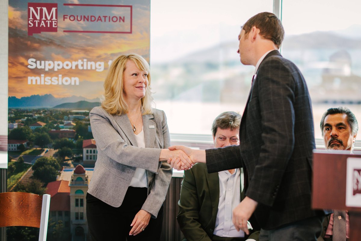 NMSUFoundation's tweet image. The #NMSUFoundation is honored to announce a charitable gift of $1M from #NewMexicoMutual to support @nmsucob, @NMSU_engineer &amp;amp; @ATI_Arrowhead. This gift will ensure even more @nmsu students in engineering, business development, and insurance have a successful future! @NMSUNews