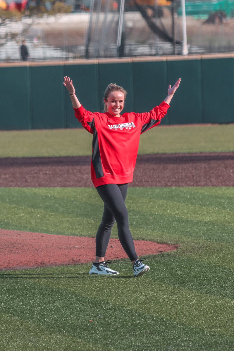 RedbirdBaseball's tweet photo. That first pitch was 𝙆𝙖𝙨𝙝 💵

Stay tuned for another chance to throw out the first pitch in the coming weeks 👀  well done @katash33 🫡 https://t.co/V5BF2ECnkO