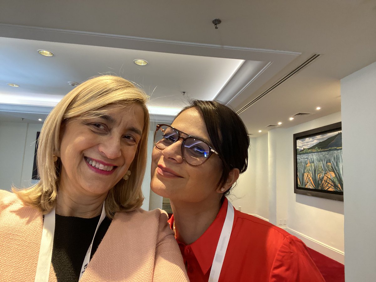 Happy to find so many of us Weinvesters at #CumbreAMEXCAP2023 <a href="/Atortajada/">Adriana Tortajada</a> <a href="/paulagiraldog/">Paula Giraldo</a> <a href="/NataliaGonzVela/">Natalia Gonzalez Vela</a> <a href="/maria_ariza/">Maria Ariza</a>