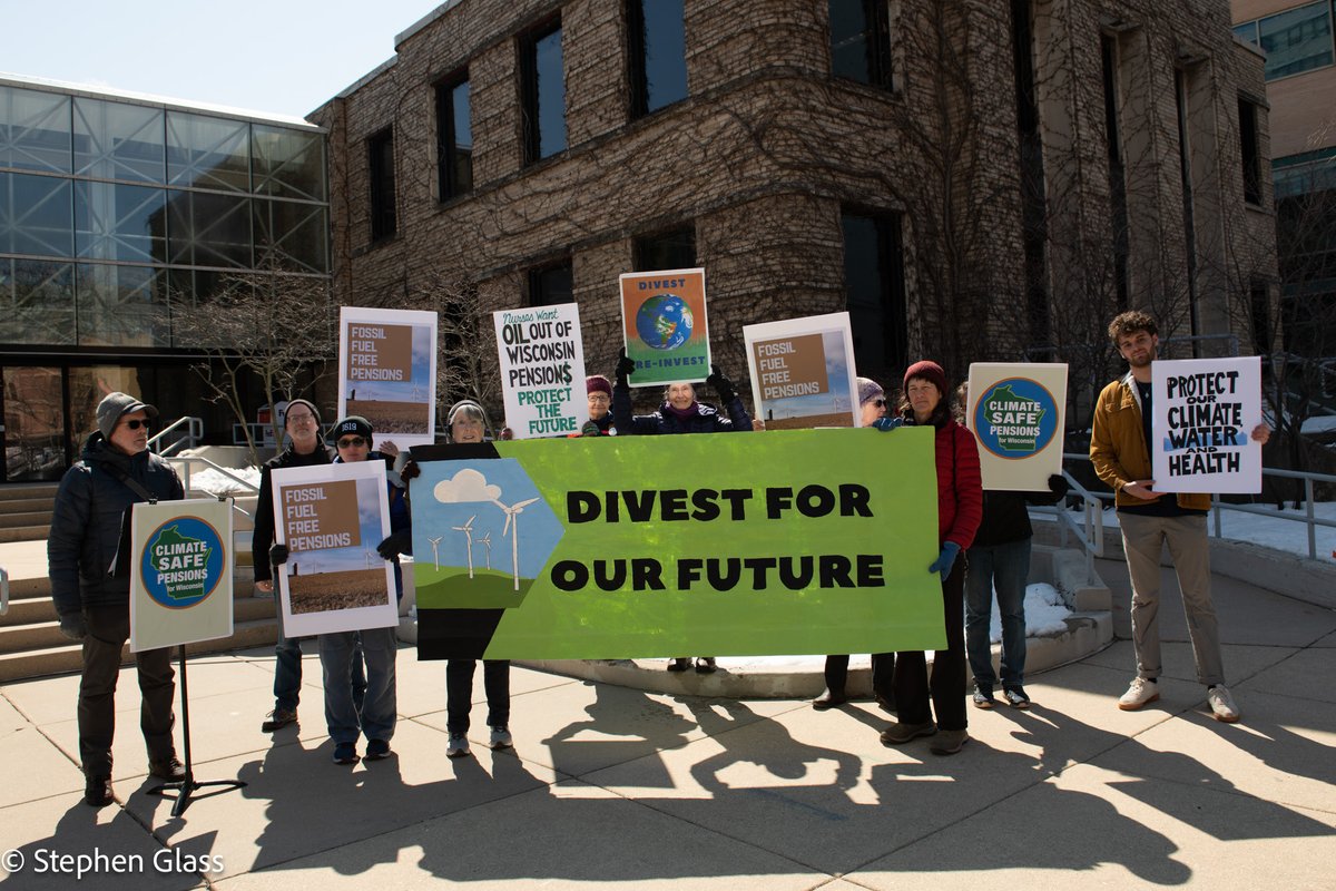 Climate Safe Pensions for Wisconsin delivered our petitions (with over 500 signatures) to the State of Wisconsin Investment Board meeting inside on March 28th. Pension members around the state are calling on SWIB to start divesting from risky fossil fuels. #climatesafepensions