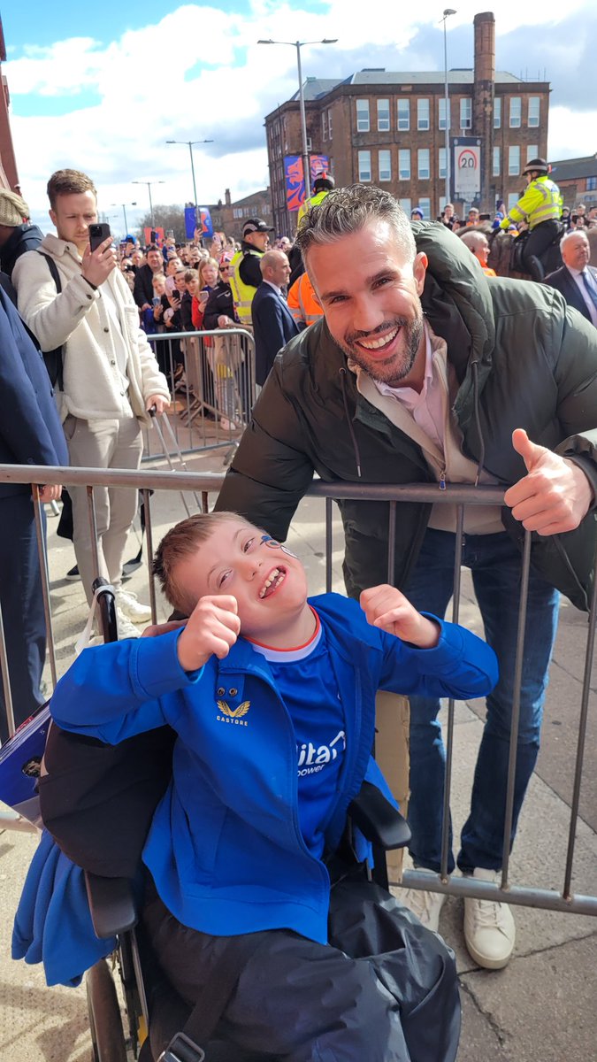 @Persie_Official @RangersFC @mastersfootball You made Mason's day! Thank you.x