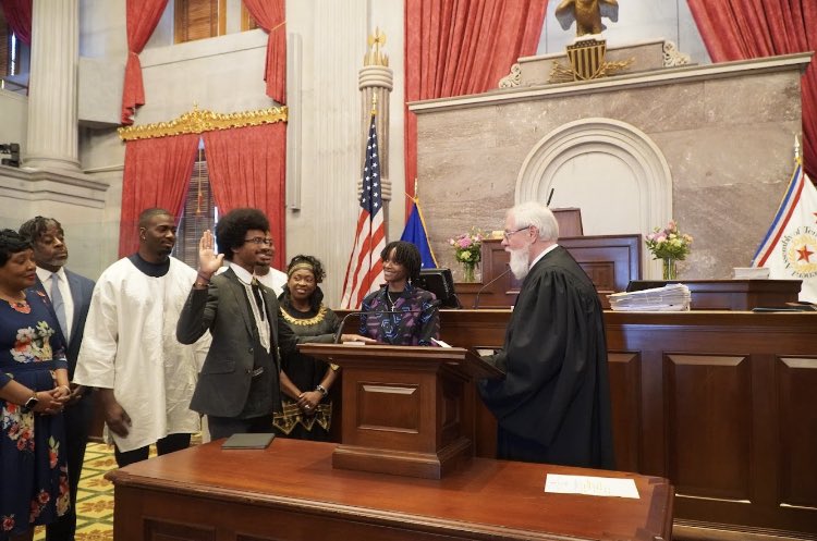 TNblackcaucus's tweet photo. The #TBCSL was elated to welcome the final member of the 113th TN General Assembly to the House on yesterday! Congratulations again to TN House District 86 State Representative @Justinjpearson ! Take a look at some shots from yesterday. #tnleg https://t.co/PZOgA6et9Y