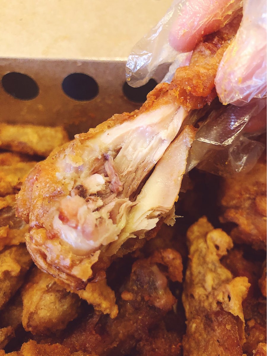 気分が悪い時はフライドチキンを食べると嬉しいですね😊