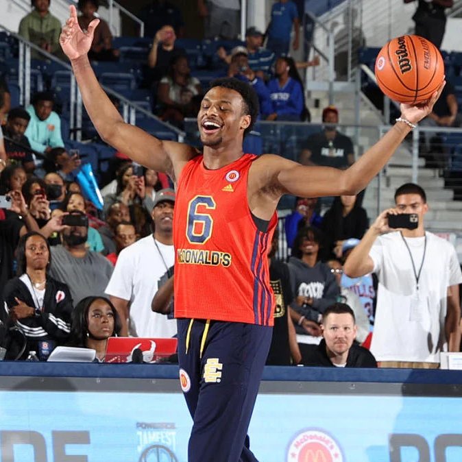 LegionHoops's tweet image. Bronny James in the McDonald’s All-American Game:

15 points
5 threes

🔥🔥🔥