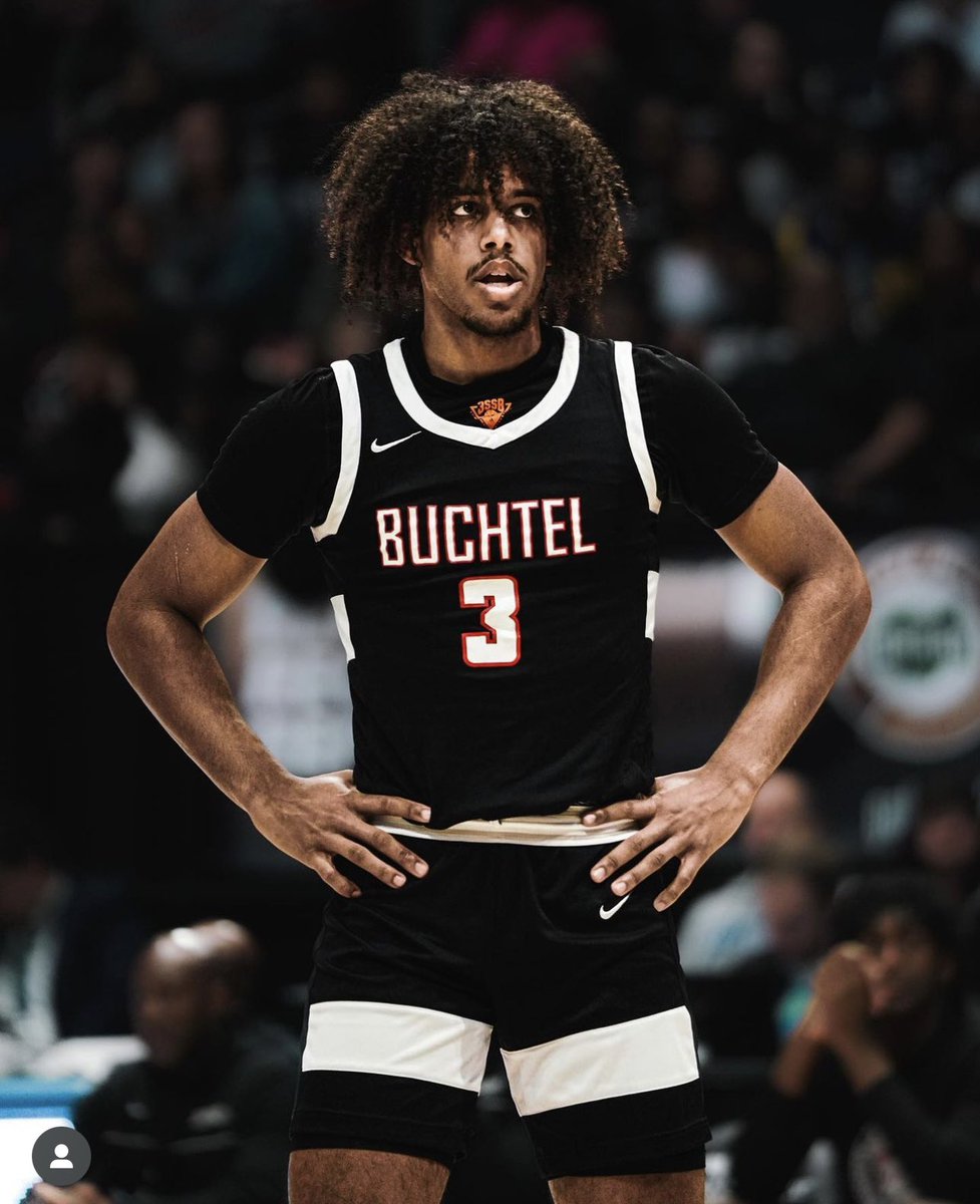 AkronBuchtelBK's tweet photo. 🗣️CONGRATULATIONS TO AMIRE ROBINSON NAMED 1st TEAM ALL NORTHEAST INLAND DISTRICT 🏀🏆‼️ #1040GRIFFS #StriveForGreatness🚀 @APSathletics1 @mgoul @MBeavenABJ @AmireRobinson https://t.co/jwNmNGPJL5