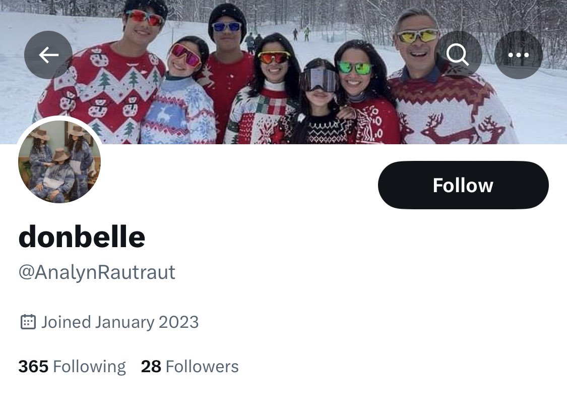 Dear #Kissables,

Pwde ba huwag nyo na patulan ang hayop na to na panay comment kung kani kanino at iniinis lang lang kayo? Obviously panggulo lang yan tanga na yan.. Kita nyo nmn the way magcomment diba? mukhang may problema sa pag iisip.. Please lang blocked or report.. thanks