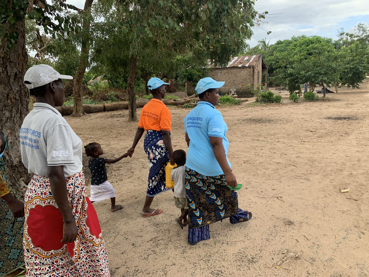 HugoReichenb's tweet photo. Thanks to @ProtectionClust partners @actionaidmoz + @UNHCRMozambique for supporting the protection committee of Nicoadala IDP relocation site. They provide mediation, psychological first aid, GBV, child protection and support to elderly and persons with disabilities 🙆🏾‍♀️🙆🏾‍♂️🙆🏼 https://t.co/QXe8FeQEU8