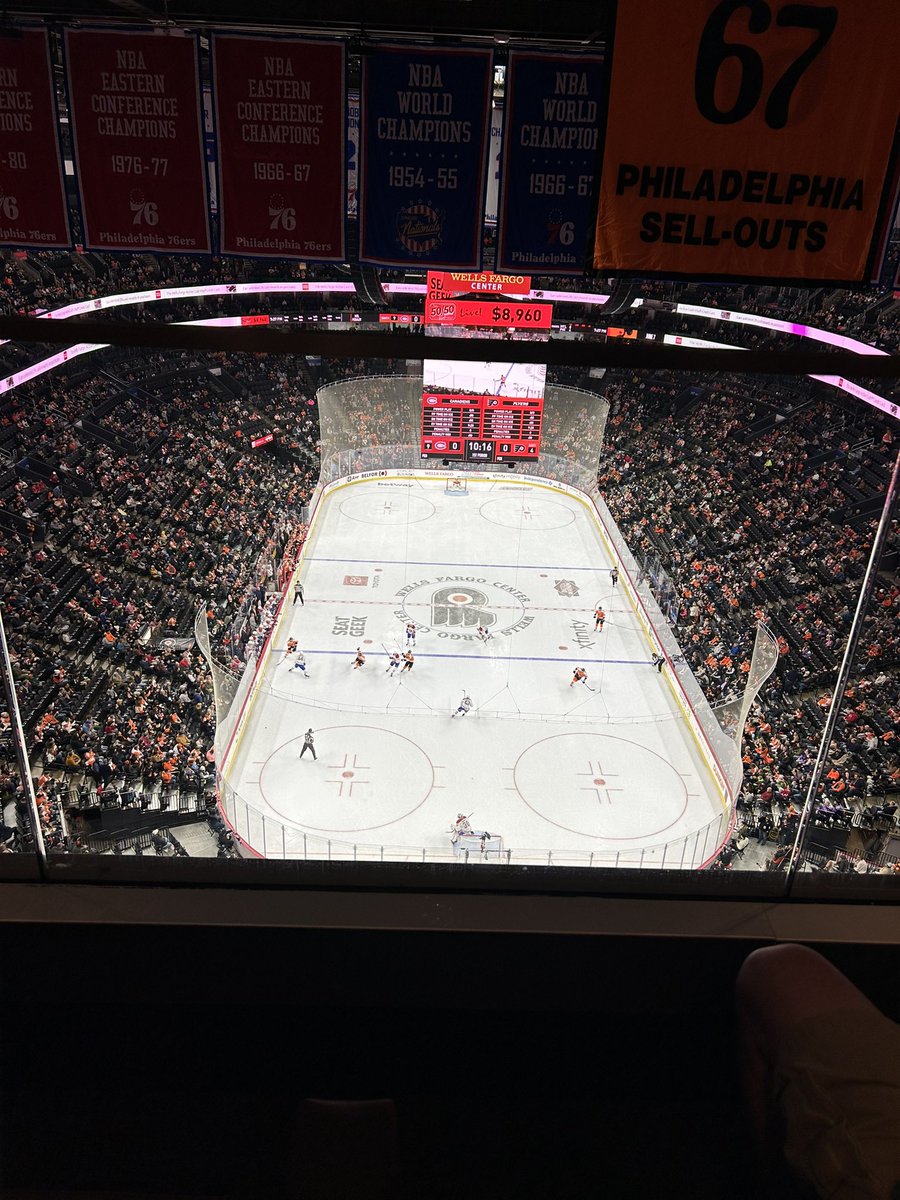 MAFDA_US's tweet photo. Enjoying the Flyers game from the suite! https://t.co/RCtbXx5q4w