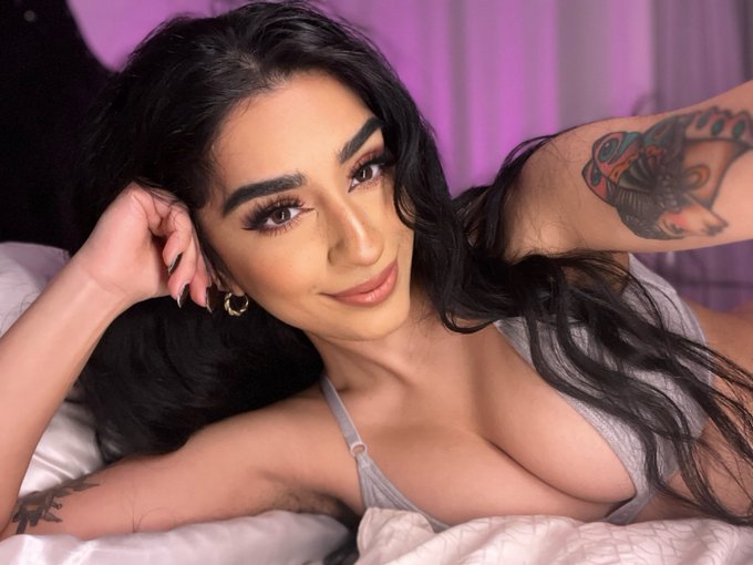 wanna curl up together for a while? https://t.co/m9QuYw2yT4