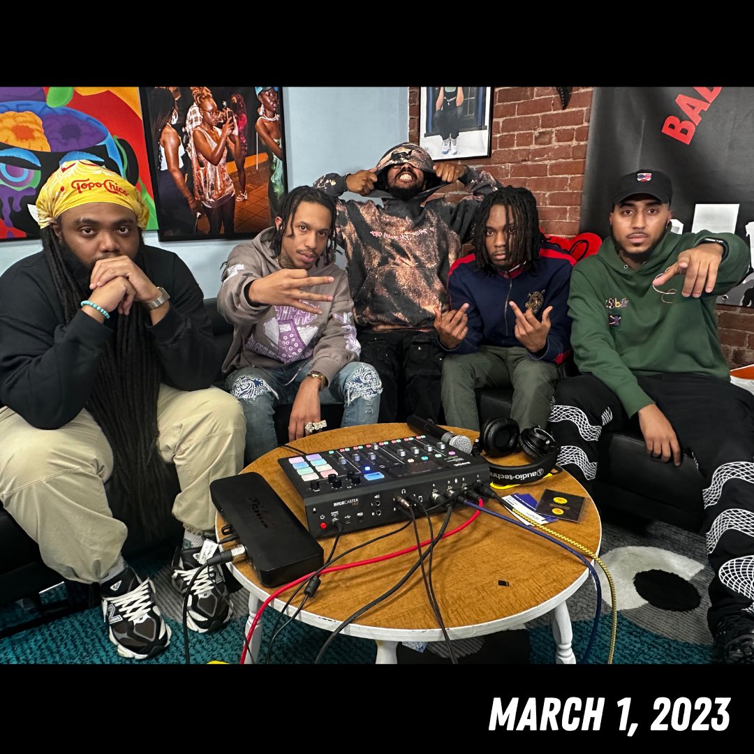 bftcpodcast's tweet image. WE HAD @CSosshouse IN THE BUILDING!! 🔥🔥

Chavo took us on a journey through his life, starting with his upbringing in Boston to meeting producer #PierreBourne and moving to ATL to pursue his musical passion!

YouTube ▶️: youtu.be/rxkYePQbaU0
Audio 🎧: