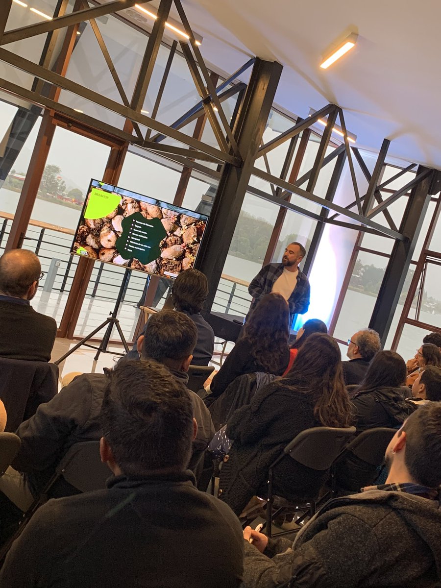 corporacionlosr's tweet photo. Participamos en el lanzamiento del proyecto SSAF Desafío Circular Los Ríos, financiado por @fomentolosrios y desarrollado por @vidcauach, tiene como objetivo fortalecer y apoyar la generación de emprendimientos enfocados en la Economía Circular. https://t.co/HIc61DRdic