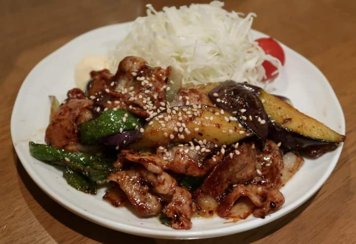 hirokiatarashi's tweet photo. 飲み助に朗報！僅か400円で「ごはんセット」を追加出来る飲み喰い家 ♪ どこかホッとする空間です。。。　東中野・葉ﾟっぱ（ぱっぱ） #東中野流　

https://t.co/mK05kjk867 https://t.co/Sgaf3aG4ms