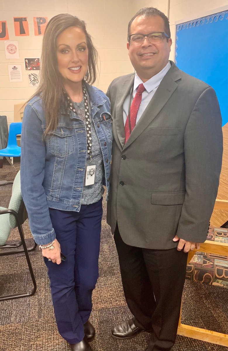 mapeducate's tweet photo. It truly shows what’s important in a system when Central Office personnel visit schools. Thank you for your support. It’s been my pleasure &amp; honor to work with you @MASerrano20 @Midland_ISD @tricia_teran @SolutionTree #atplc @AGallegosEdD @wearebonham #modelplcschool https://t.co/BmHbA3jPCU