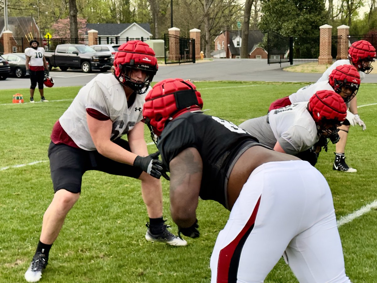 LRBearsFootball's tweet photo. Thank you to the @AtlantaFalcons and @Jaguars for coming out to watch us work this afternoon! 🧱🐻🧱

#NFLR | #GOBEARS https://t.co/3g2mbvhz8u
