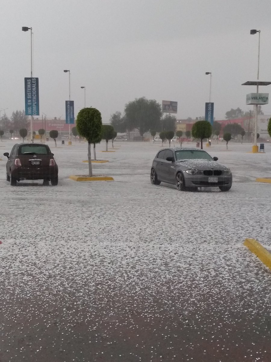 didilerin76's tweet photo. Así las cosas por estos lares 🌨️🌨️😱😱 https://t.co/NW01LAejkt