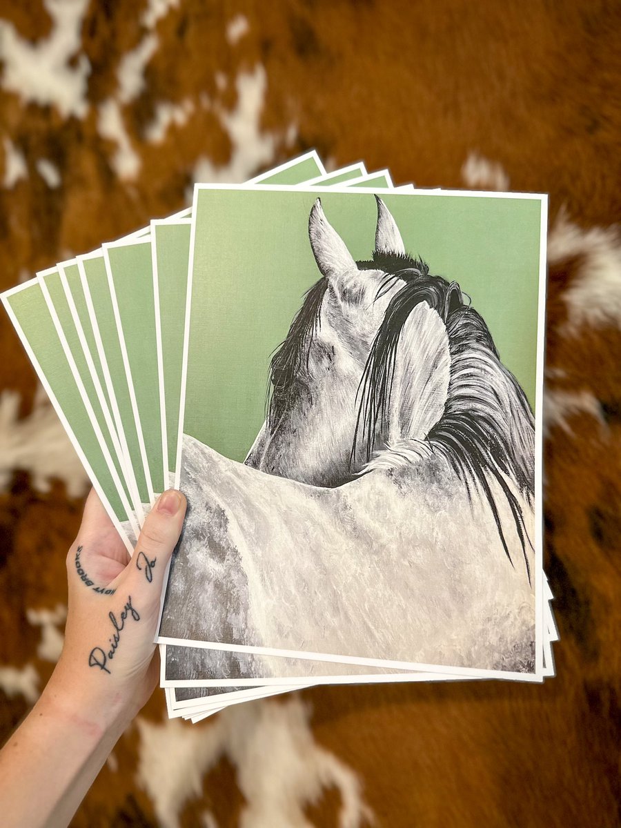 kdbugzzz's tweet photo. Pretty stoked to have prints 🥹

Customs are open as well!

https://t.co/gZ0DENJlCM https://t.co/EJ7CvM1ByK