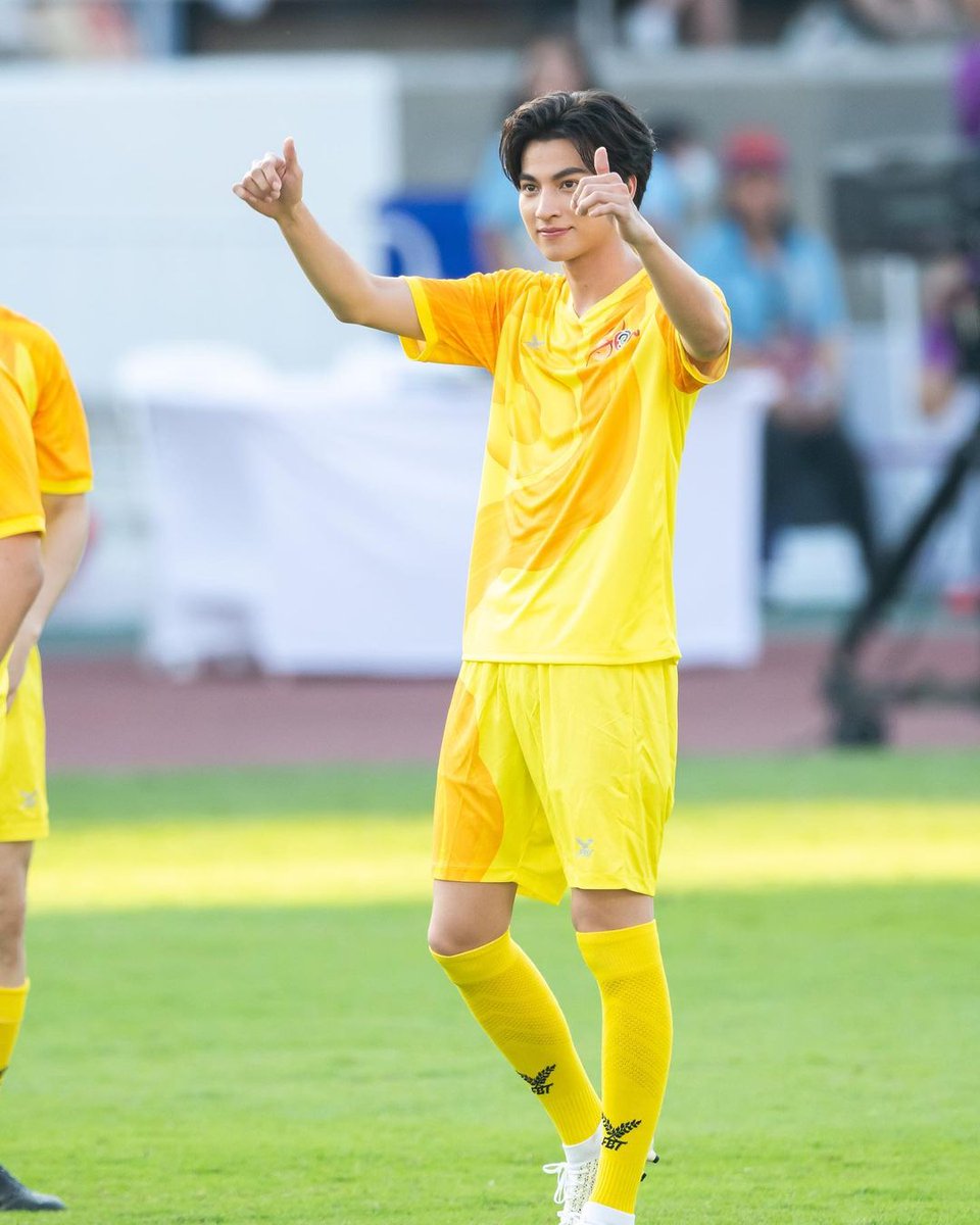 pattharlada's tweet photo. น้องกลัฟงานบอลช่องครั้งแรกเก่งมากเลยค่ะ💛🙌🏻
Cr.@gulfkanawut #GulfKanawut #กลัฟคณาวุฒิ #53ปีช่อง3ดีต่อใจ #BelovedFestival53ปีดีต่อใจ #53ปีช่อง3ดีต่อใจxGulf https://t.co/pjou10LLt0