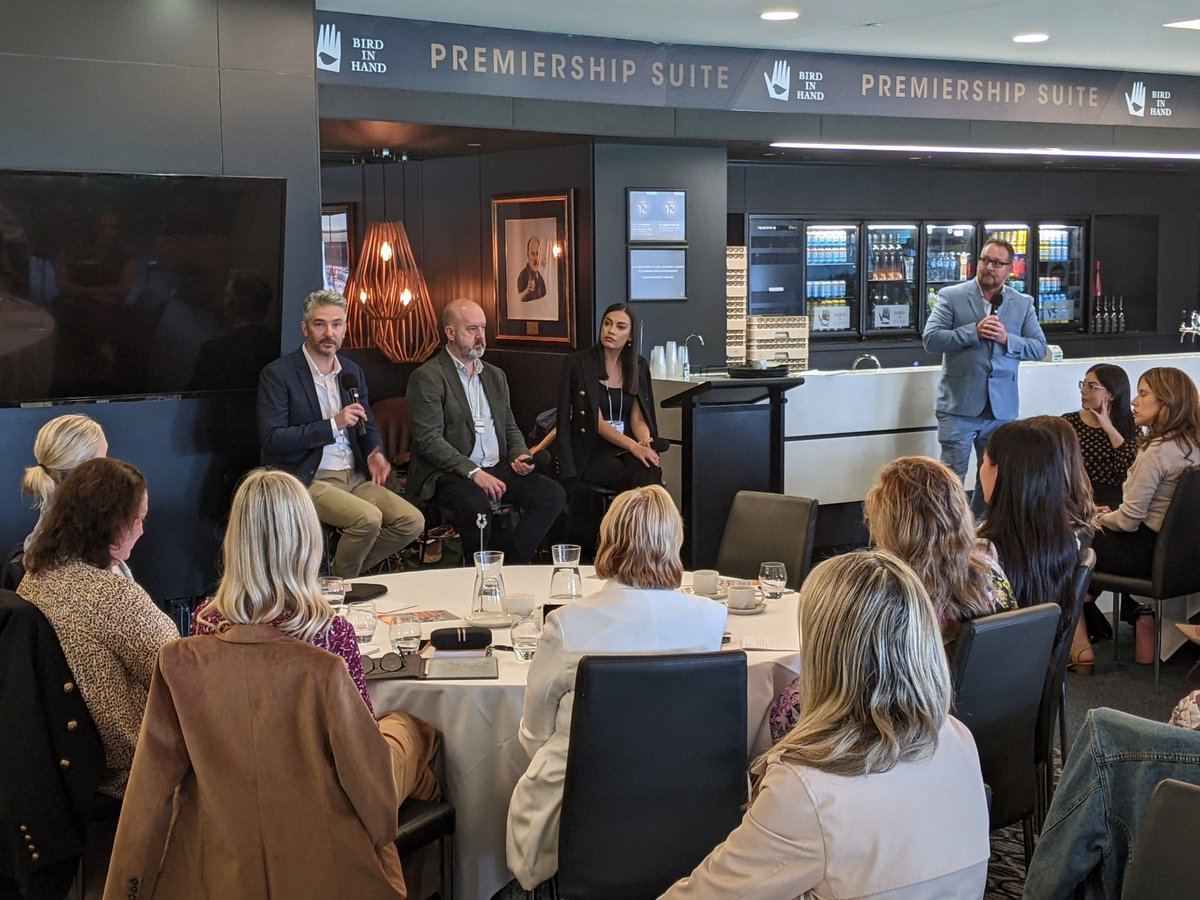 johnsolvander's tweet image. Advice for experts: Be available, build a relationship with a reporter, and be great talent. #MeetTheMedia