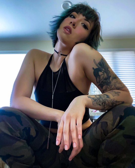 Short hair 🥰 I&rsquo;m really happy that I cut my hair. Accepting that I don&rsquo;t like having long hair, long
