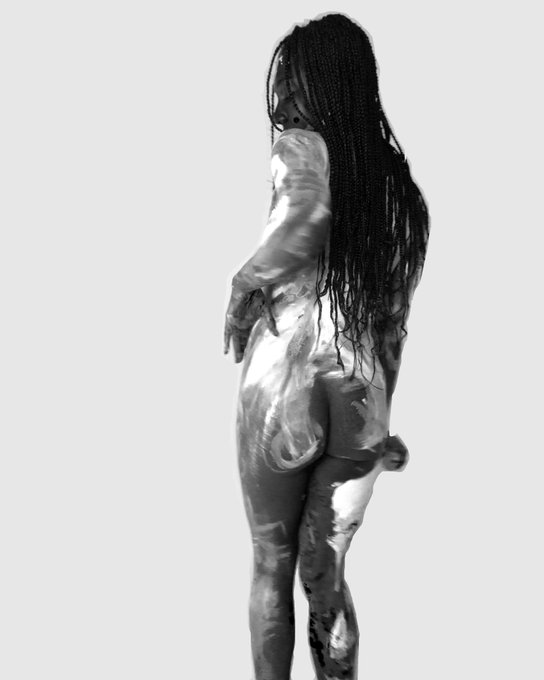 Du nouveau bient&ocirc;t pour les plus gourmands d'entre vous :)  Pr&eacute;parez vous je reviens avec de nouveaux<a href="/tag/nudephotography"class="tags"><span>#nudephotography</span></a><a href="/tag/frenchmodel"class="tags"><span>#frenchmodel</span></a><a href="/tag/nuartistique"class="tags"><span>#nuartistique</span></a>