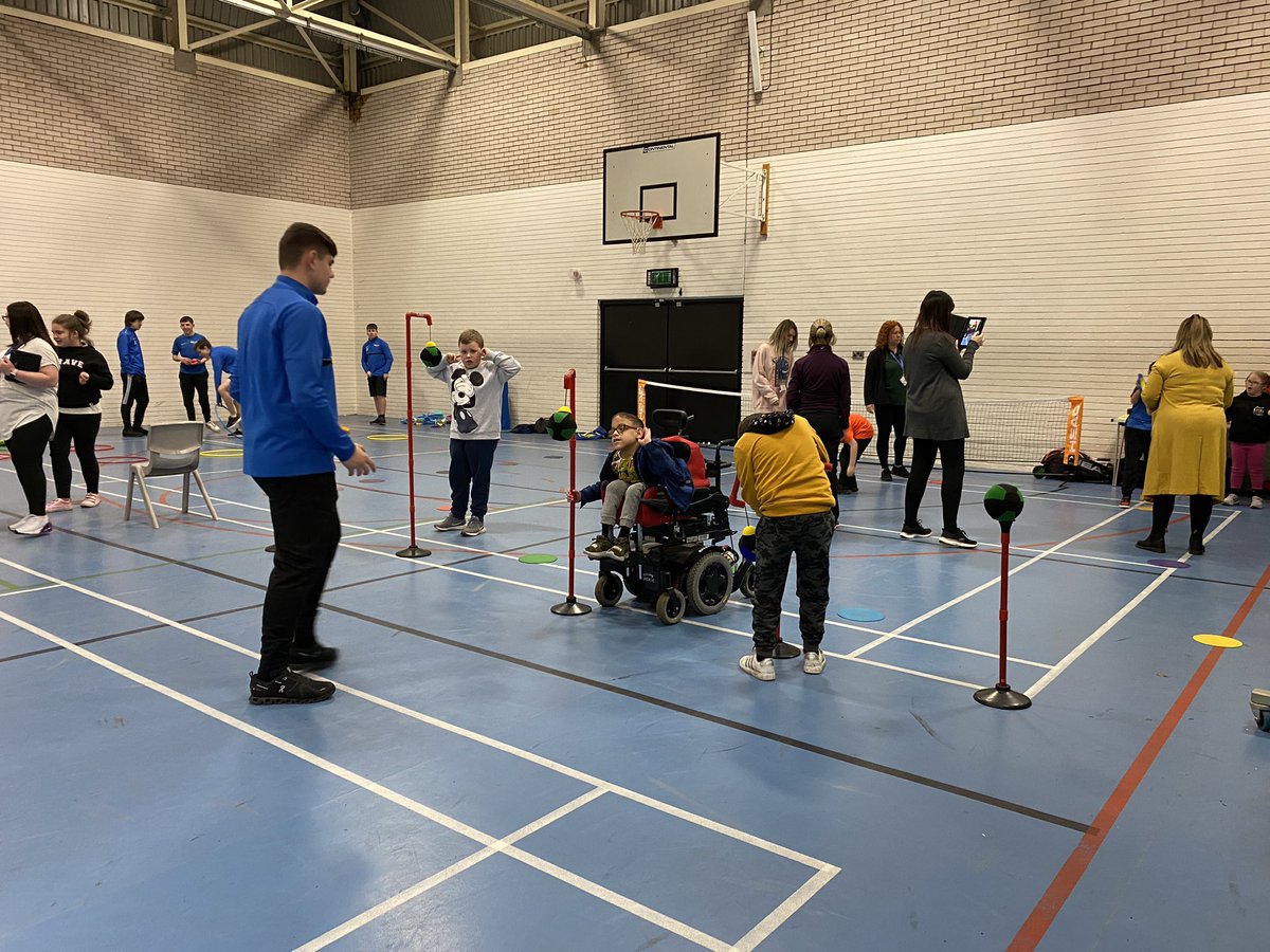 Another fabulous day at Woolston Learning Village working with Green Lane and Foxwood pupils throughout the day. Thanks to @LuSuSports @Ches_Super1s @WWRLFoundation @CheshireLTA #inclusion2024 and the superb leaders @wvrcollege
