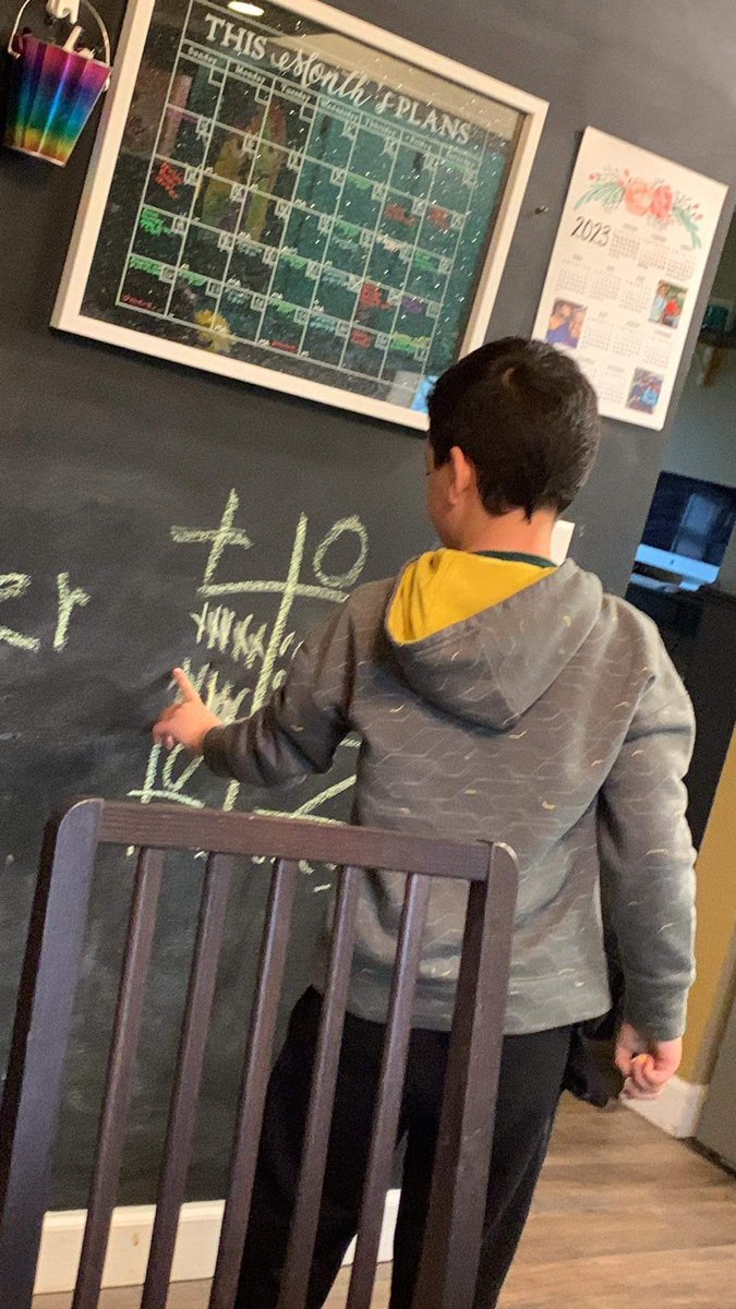 mrs_samfrye's tweet photo. Monroe has the best teachers on the 🌎!  Our dinner entertainment tonight was math with Milo and a lesson on 5 paragraph essay with the 5th graders 💙🤩 https://t.co/RkEAaUWLWu