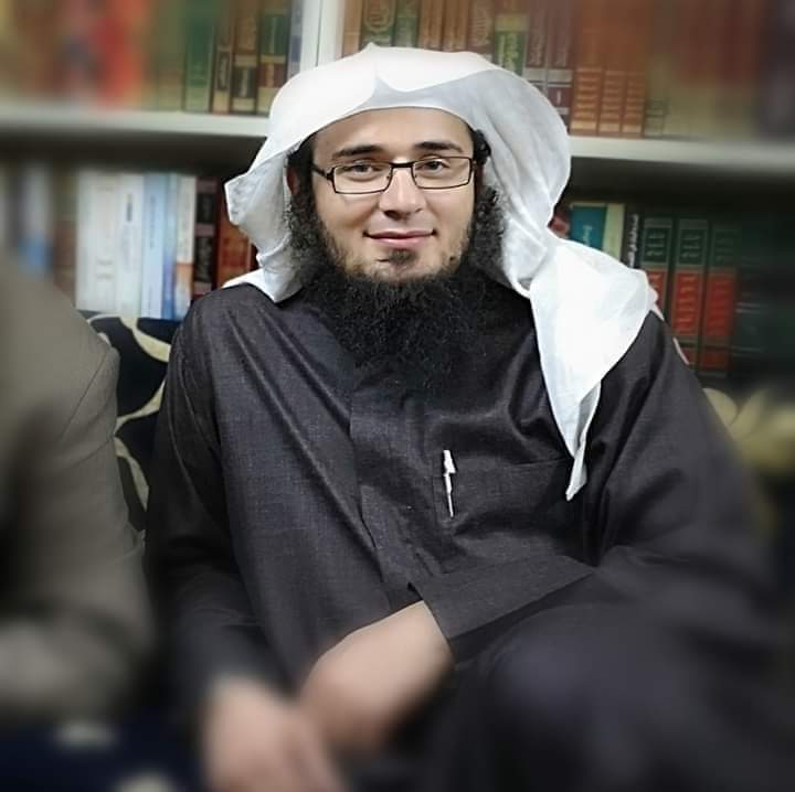 Mukhlis_786's tweet photo. وهابیان خوارج دی. په دی خبره کی هیڅ شک نسته، که څوک یې نه منی
ردالمحتار ۳ جلد کتا�� البغات وګوری، چی سر مو خلاص شی، که بیا یې هم نه منی، نو  خوارجو علامی او اثار دی وګوری، چی هغه ټول آثار د نن عصر په "وهابیانو" کی موجودی دی.
او داځل مې د وهابيانو "خوارجو" غږيږ پيغام هم راوړي....😋 https://t.co/WSKsRCtmSo