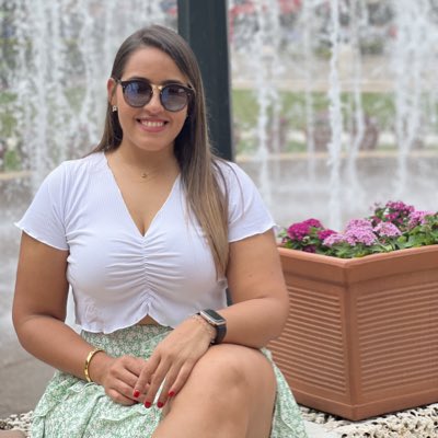 EsteffanyM's tweet photo. #NuevaFotoDePerfil https://t.co/U3kO0ExCDv